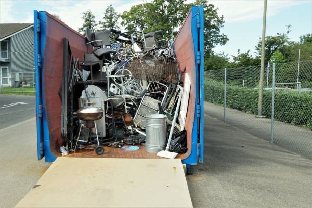 Best Garage Cleanout Services  in Lonsdale, MN