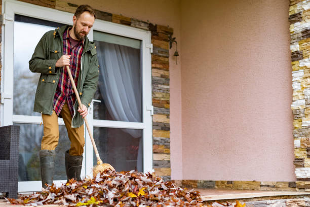 Best Professional Junk Removal  in Lonsdale, MN